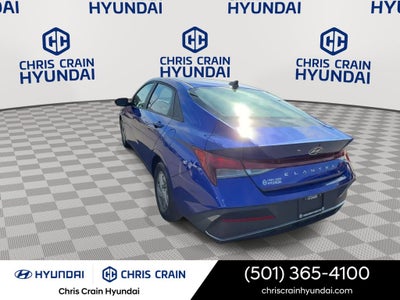 2024 Hyundai ELANTRA SE