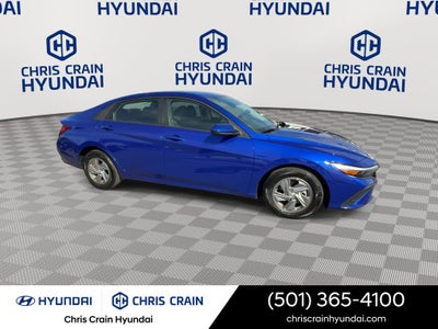 2024 Hyundai ELANTRA SE