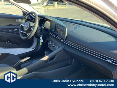 2026 Hyundai ELANTRA SE