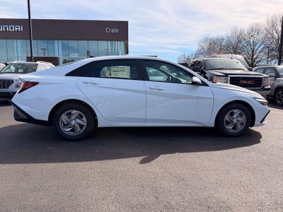 2026 Hyundai ELANTRA SE