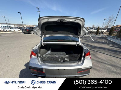 2026 Hyundai ELANTRA SE