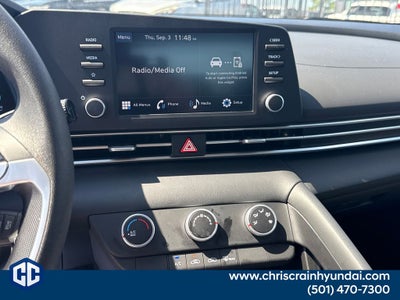 2025 Hyundai ELANTRA SE