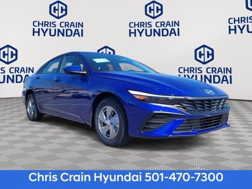 2024 Hyundai ELANTRA SE