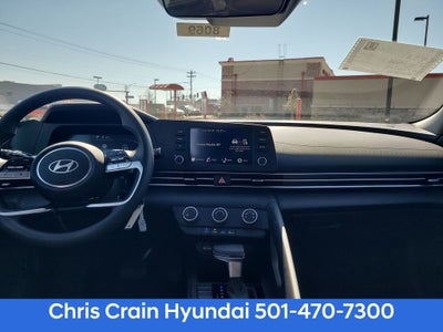 2024 Hyundai ELANTRA SE