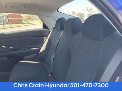 2024 Hyundai ELANTRA SE