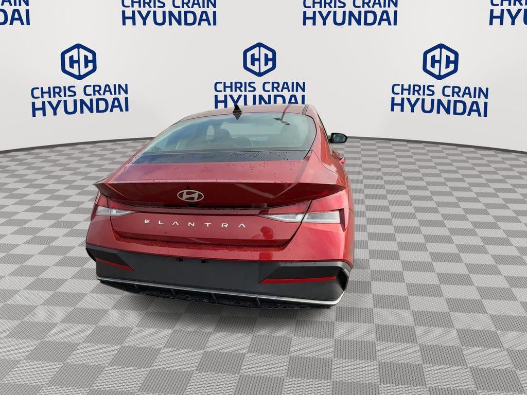 2026 Hyundai ELANTRA SE