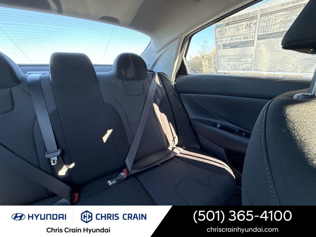 2026 Hyundai ELANTRA SE