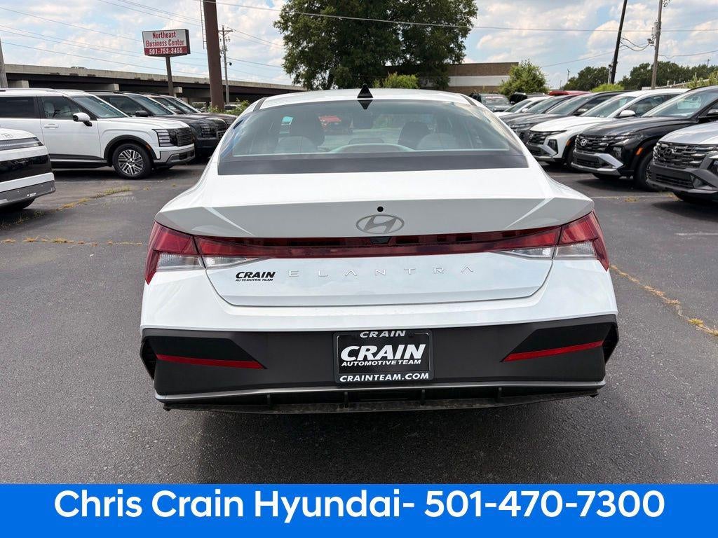 2026 Hyundai ELANTRA SE