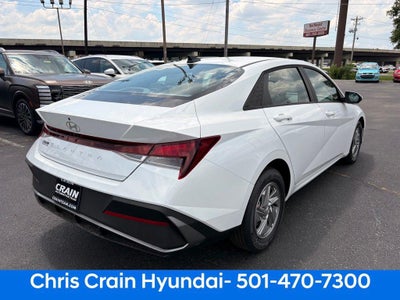 2026 Hyundai ELANTRA SE