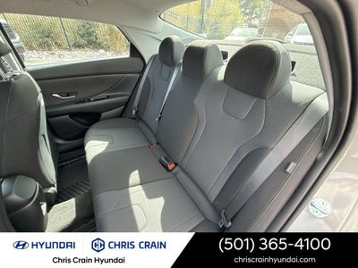 2026 Hyundai ELANTRA SE