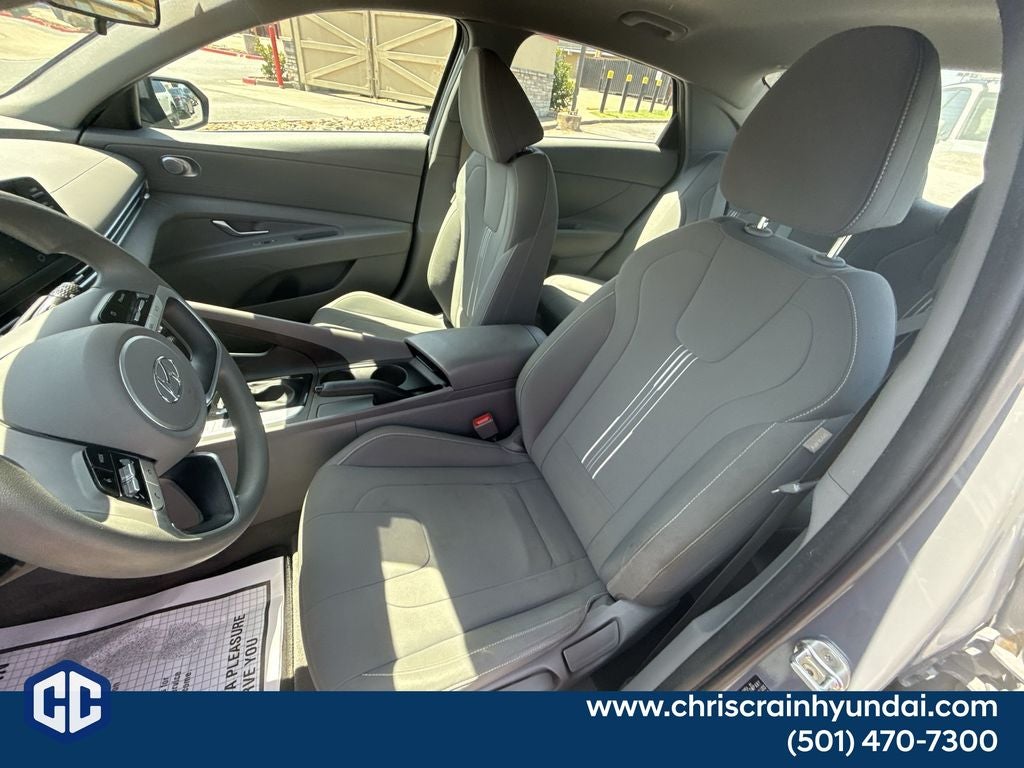 2022 Hyundai ELANTRA SEL