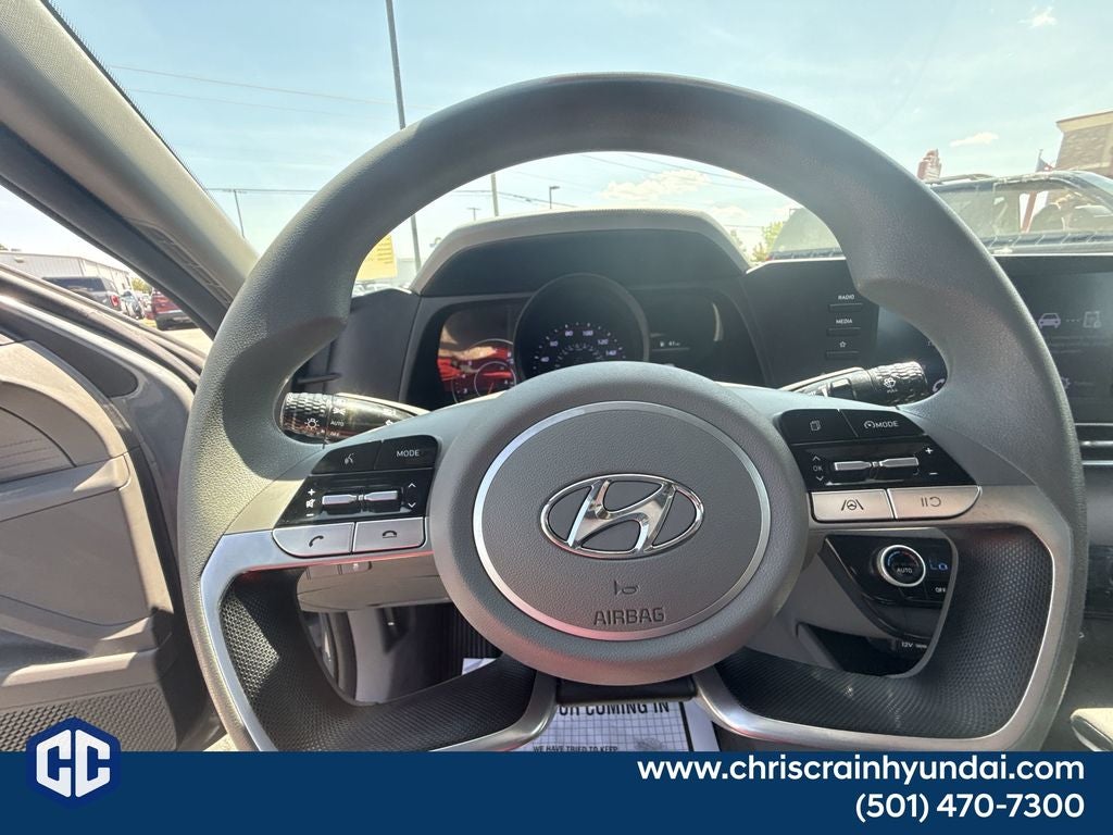 2022 Hyundai ELANTRA SEL