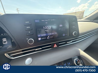 2022 Hyundai ELANTRA SEL