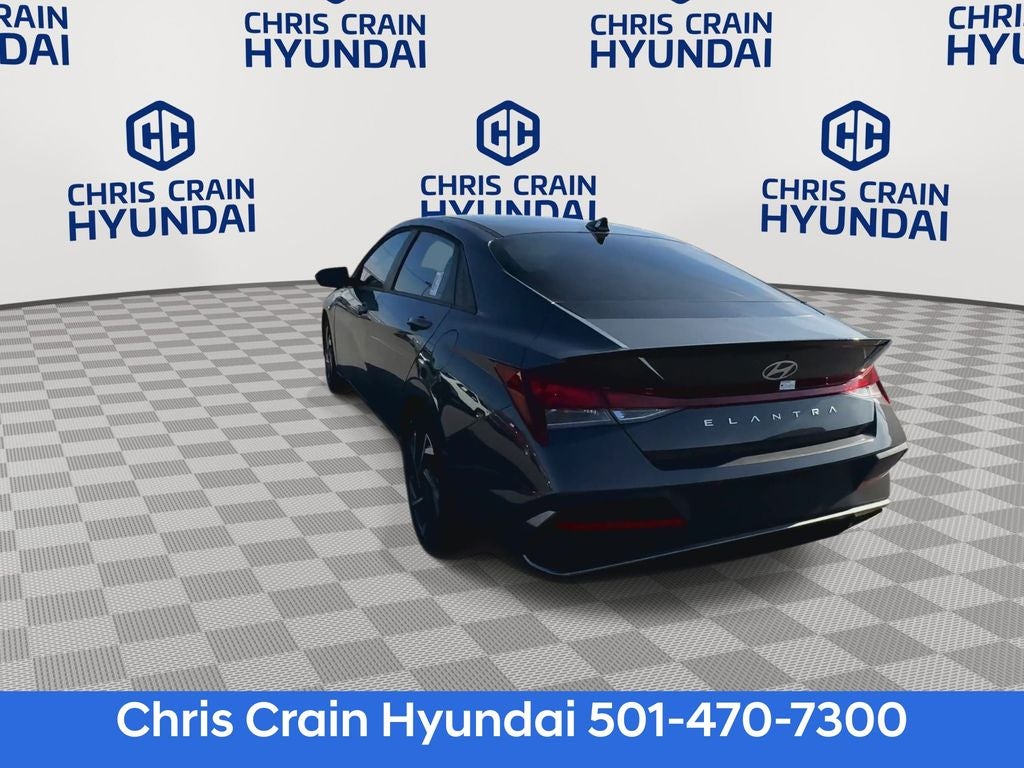 2025 Hyundai ELANTRA SEL Sport