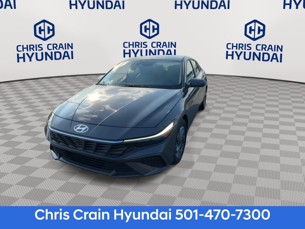 2024 Hyundai ELANTRA SEL