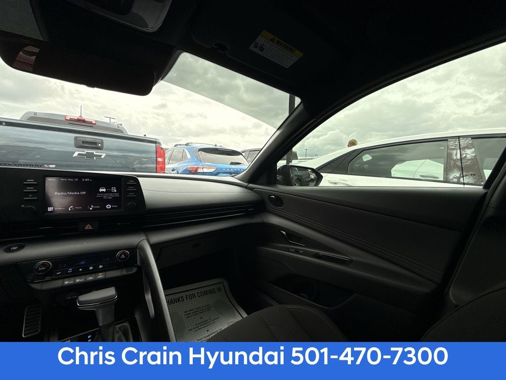 2025 Hyundai ELANTRA SEL Sport