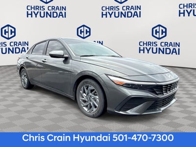 2024 Hyundai ELANTRA SEL