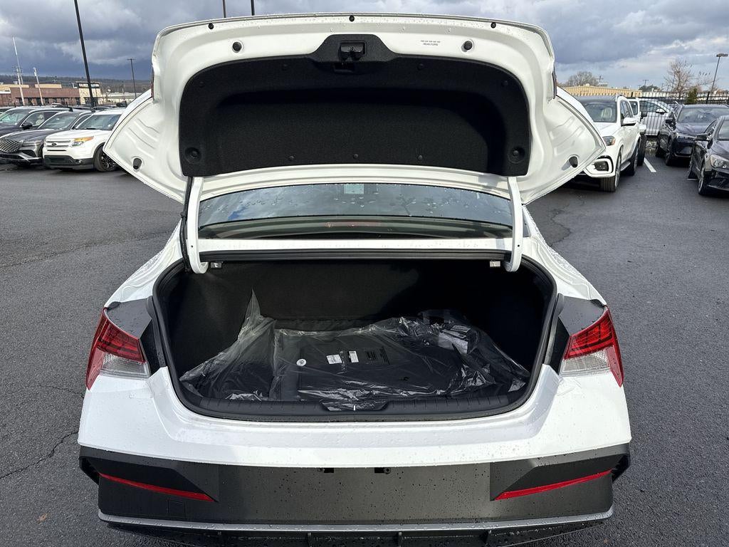 2026 Hyundai ELANTRA HYBRID SEL Sport