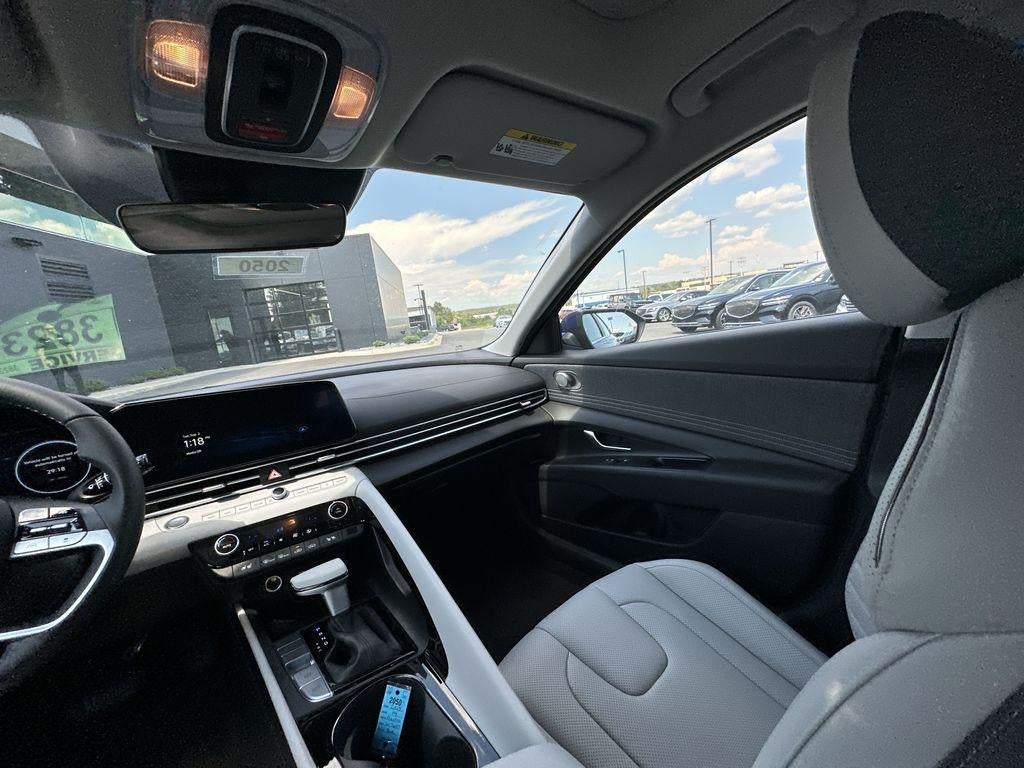 2025 Hyundai ELANTRA HYBRID Limited