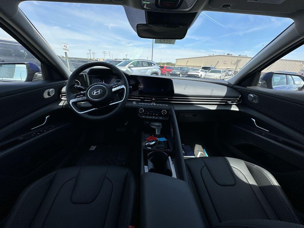 2025 Hyundai ELANTRA HYBRID Limited