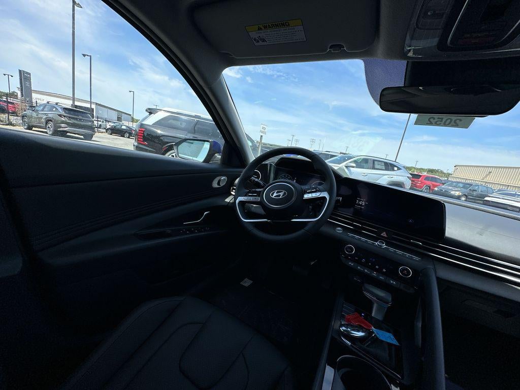2025 Hyundai ELANTRA HYBRID Limited