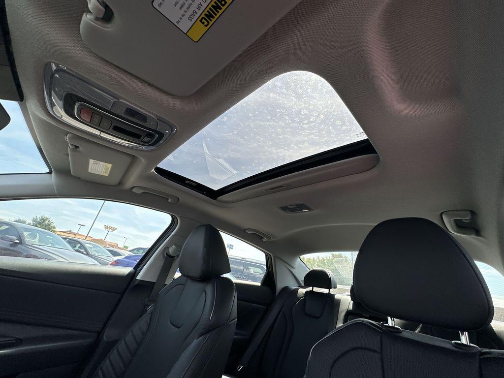 2025 Hyundai ELANTRA HYBRID Limited