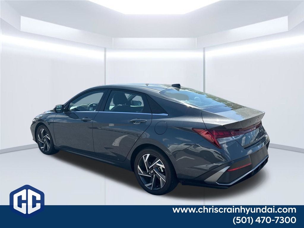 2025 Hyundai ELANTRA Limited