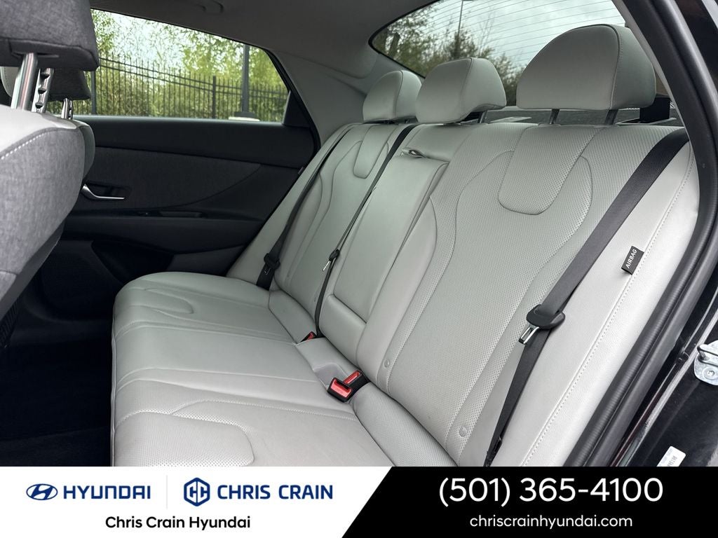 2025 Hyundai ELANTRA Limited