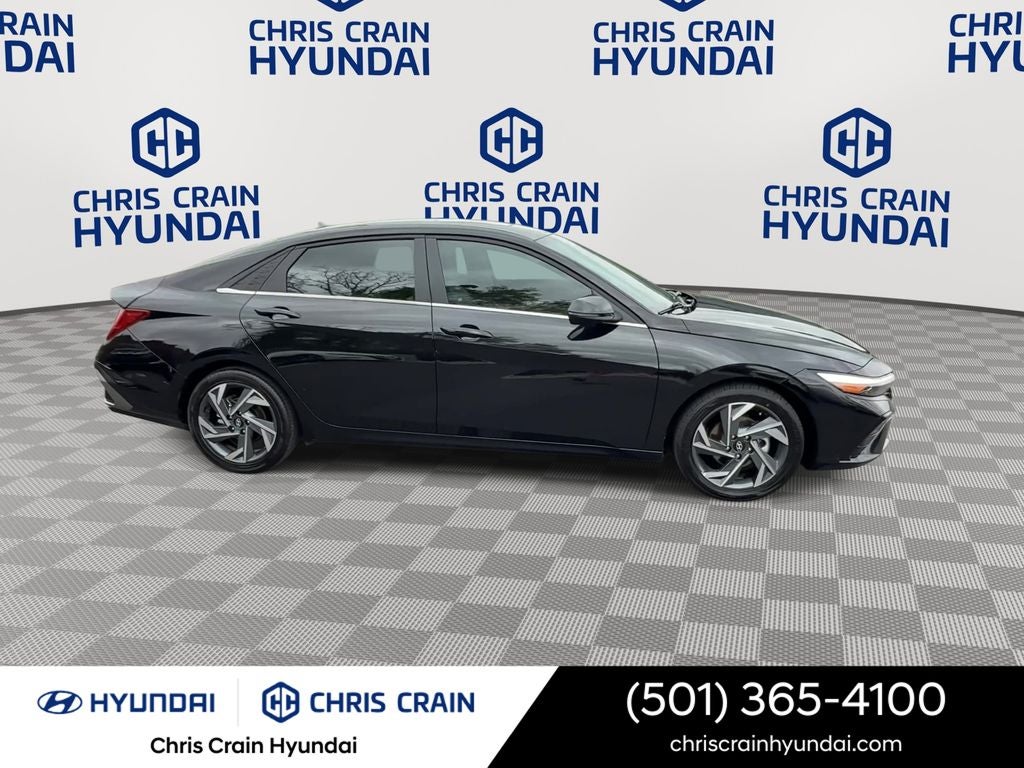 2025 Hyundai ELANTRA Limited