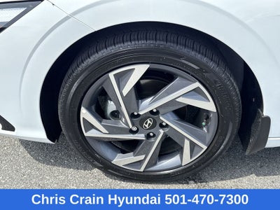 2025 Hyundai ELANTRA Limited