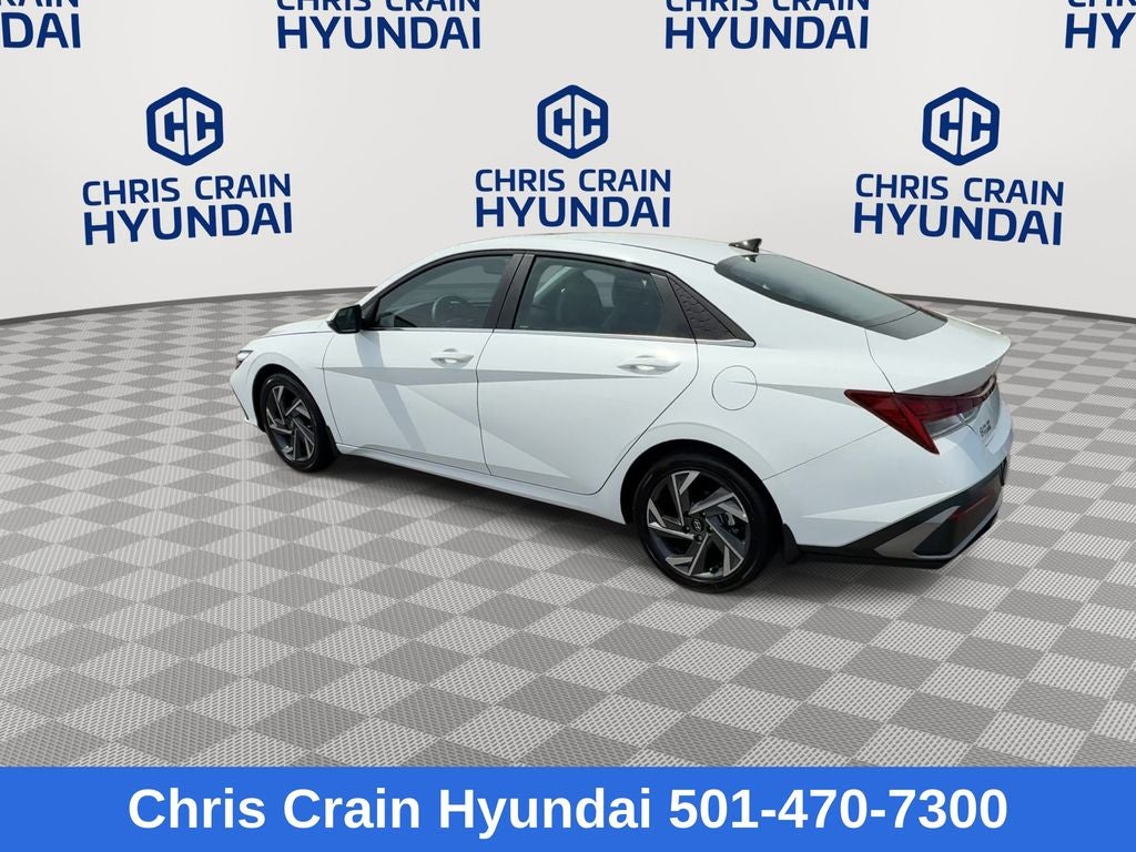 2025 Hyundai ELANTRA Limited
