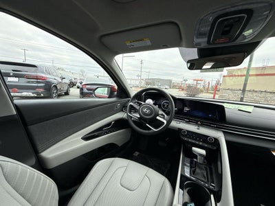 2025 Hyundai ELANTRA Limited
