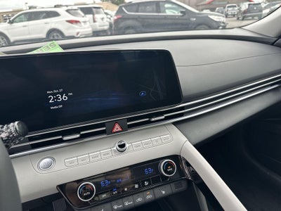 2025 Hyundai ELANTRA Limited