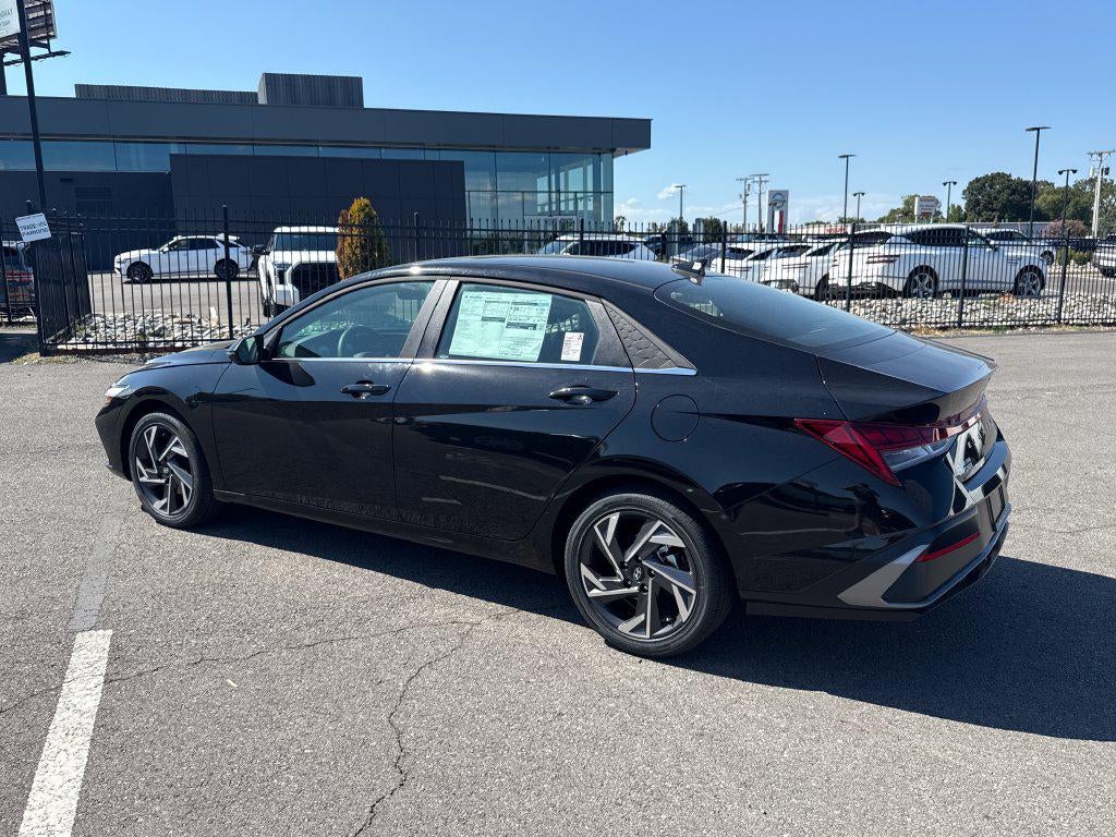 2026 Hyundai ELANTRA Limited
