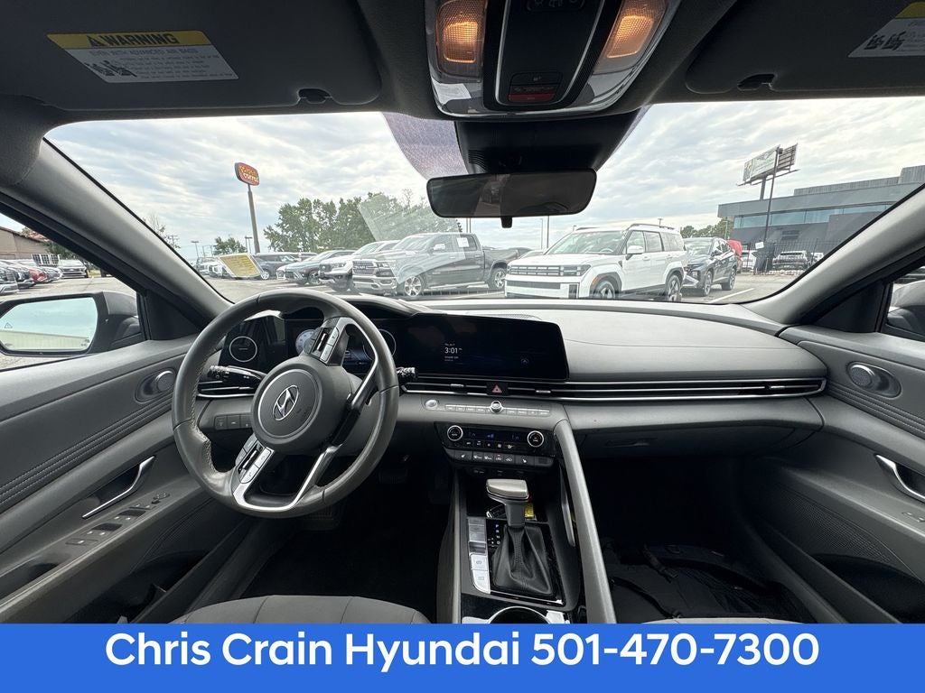 2023 Hyundai ELANTRA SEL