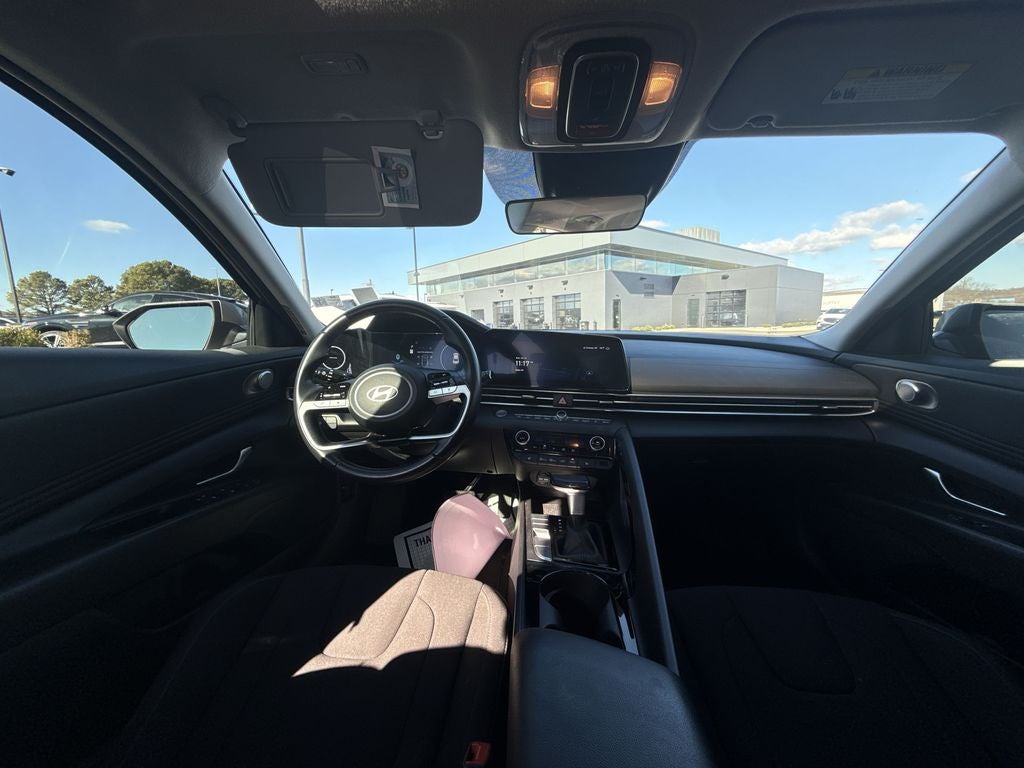 2024 Hyundai ELANTRA SEL