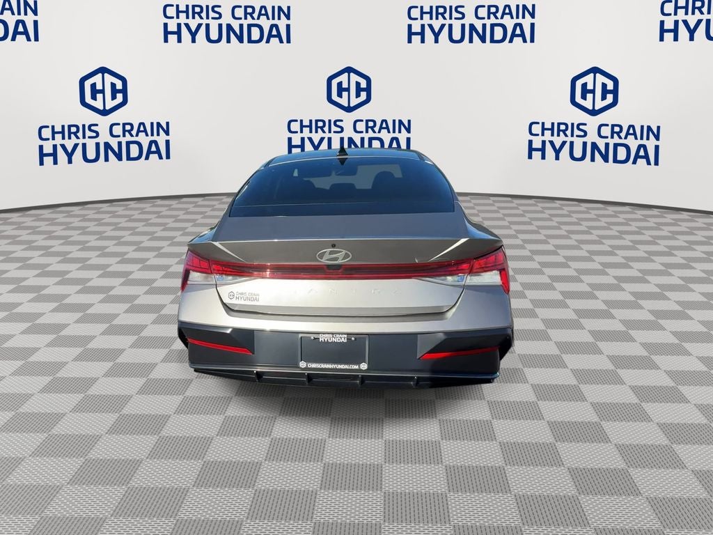 2024 Hyundai ELANTRA SEL