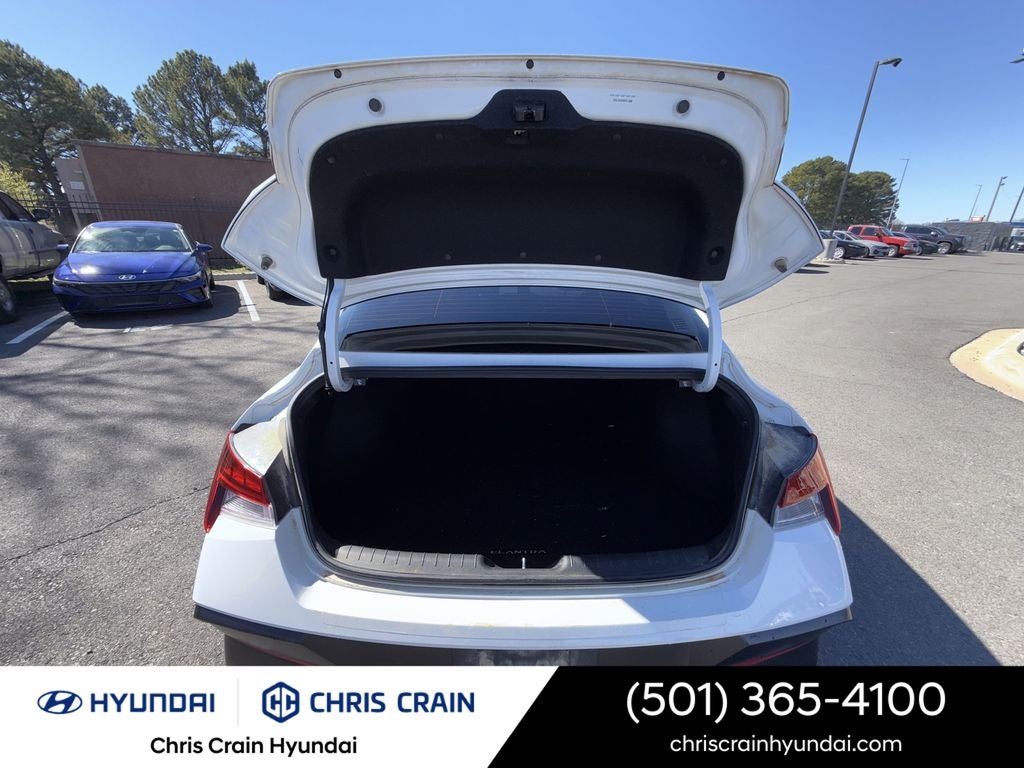 2025 Hyundai ELANTRA SEL Convenience