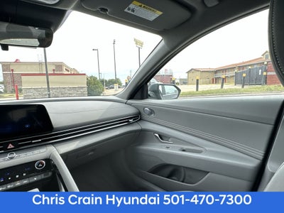 2024 Hyundai ELANTRA SEL
