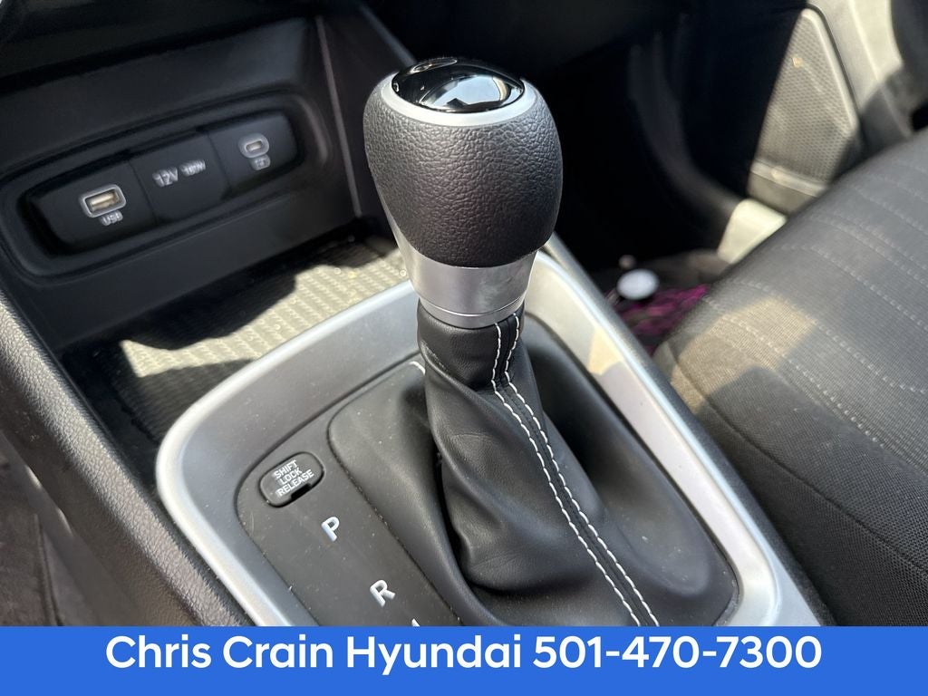 2025 Hyundai VENUE SE