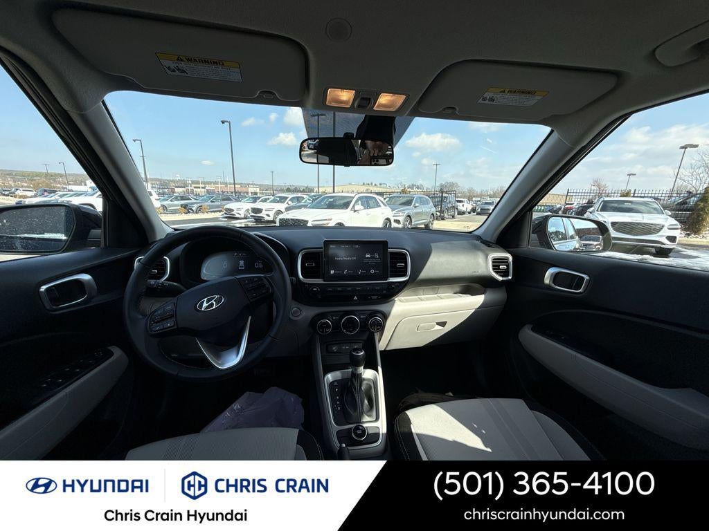 2025 Hyundai VENUE SEL