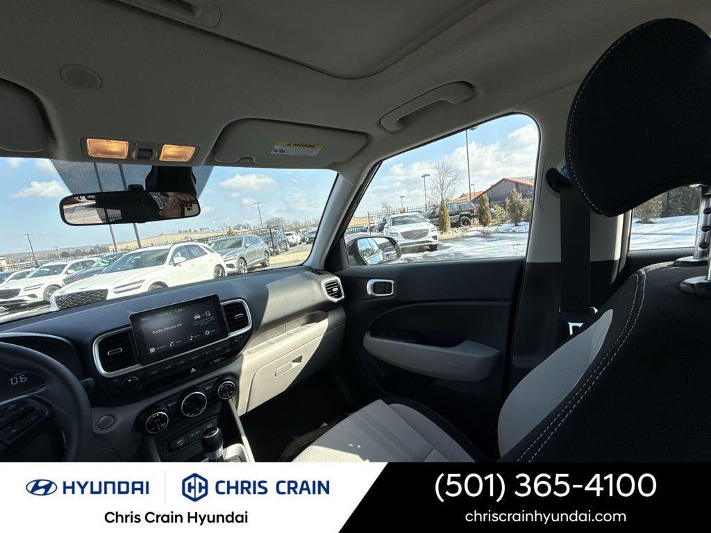 2025 Hyundai VENUE SEL