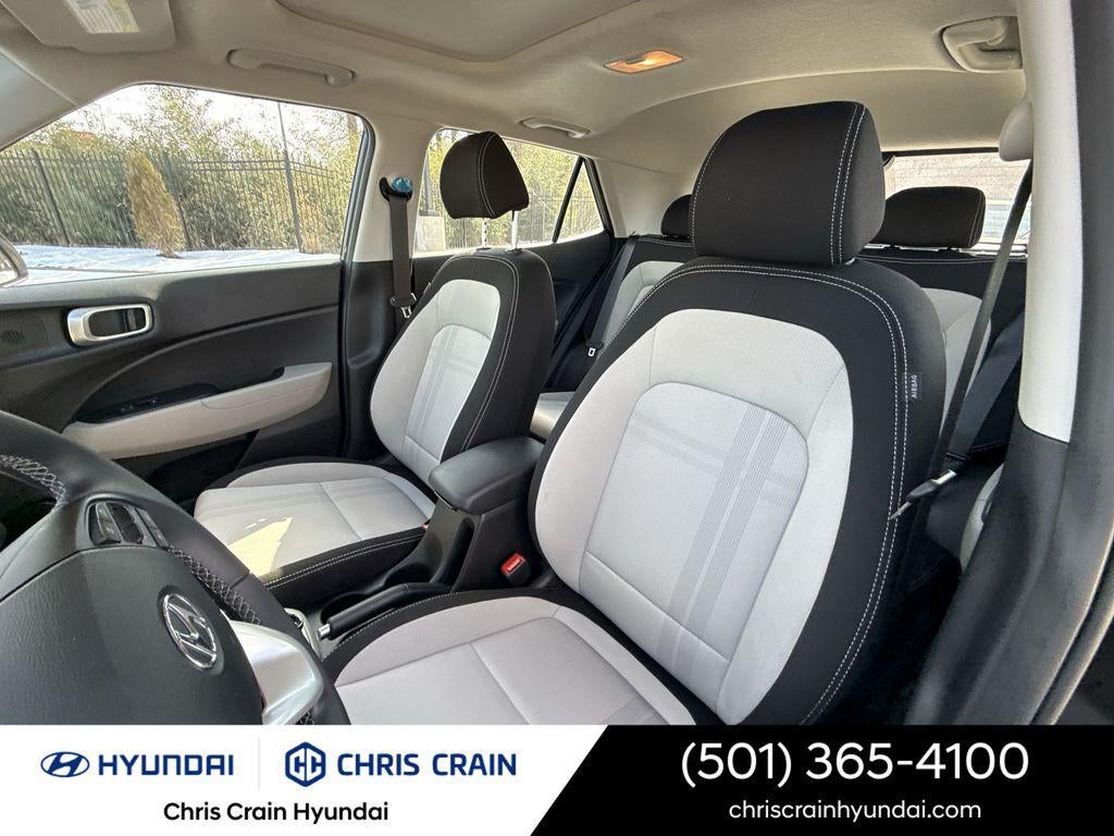 2025 Hyundai VENUE SEL