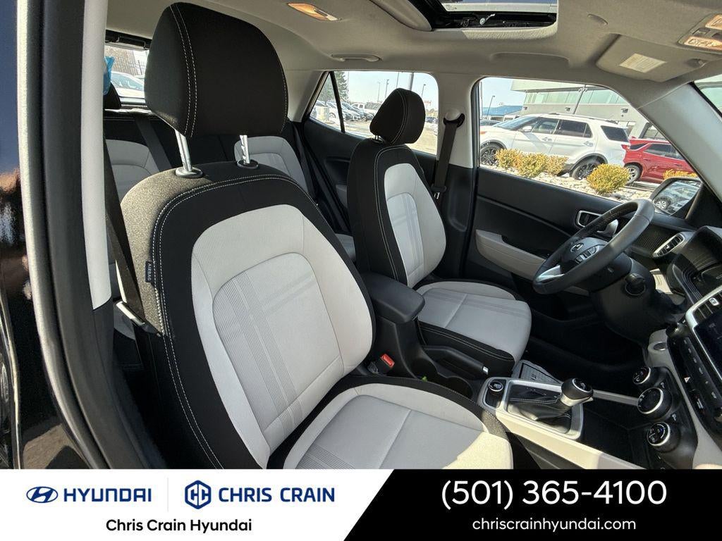 2025 Hyundai VENUE SEL