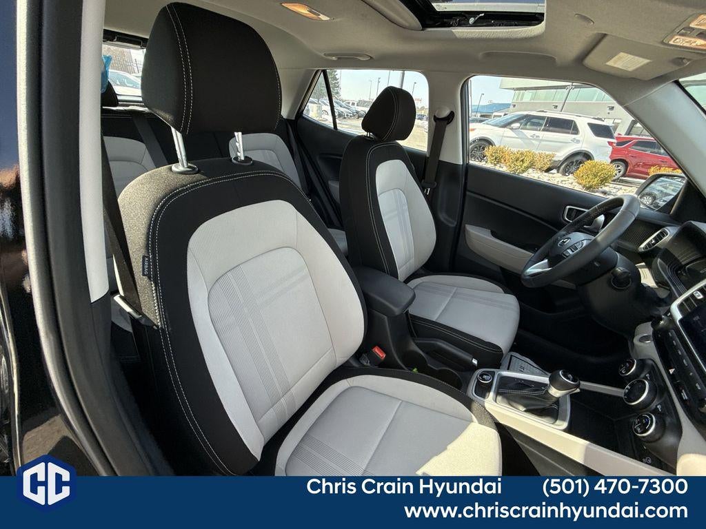 2025 Hyundai VENUE SEL