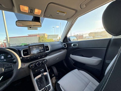 2026 Hyundai VENUE SEL