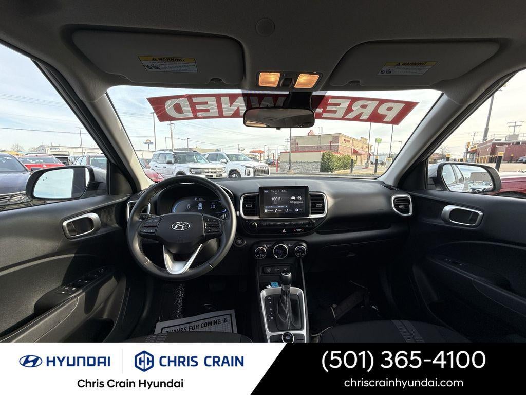 2025 Hyundai VENUE SEL