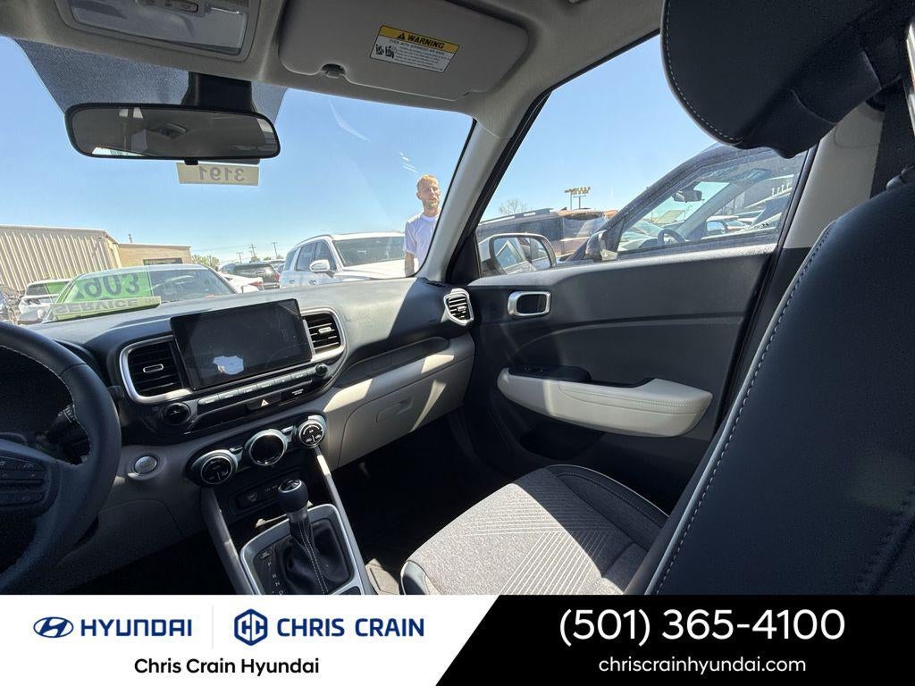 2026 Hyundai VENUE SEL W/Two-Tone Roof