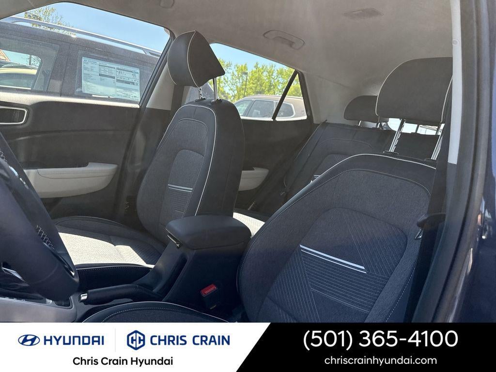 2026 Hyundai VENUE SEL W/Two-Tone Roof