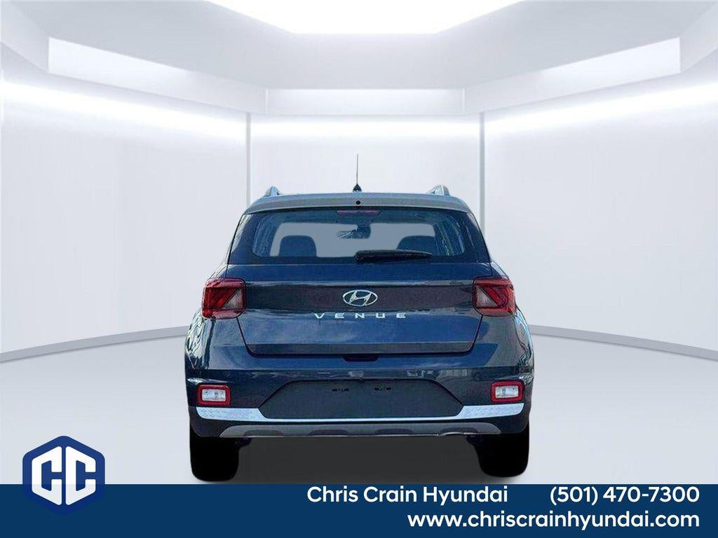 2026 Hyundai VENUE SEL W/Two-Tone Roof